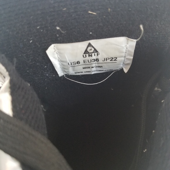 Unif Holographic Cross Trainers IRIDESCENT - Picture 4 of 5